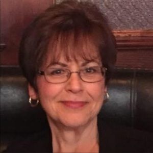 Meet your Posher, Debbie